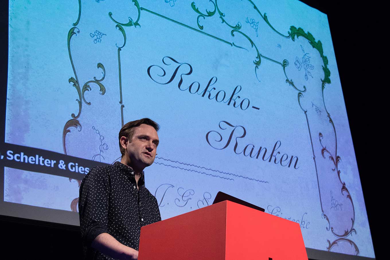 Stephen Coles presenting at ATypI 2017 Montreal
